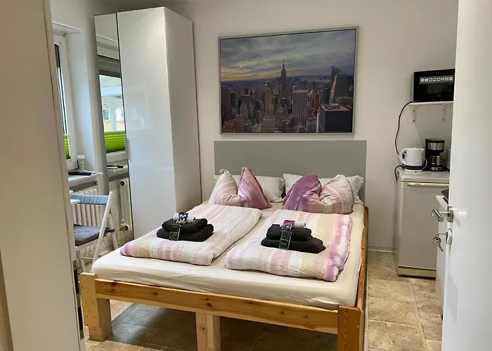 Zimmervermietung Berlin-spandau * Берлин