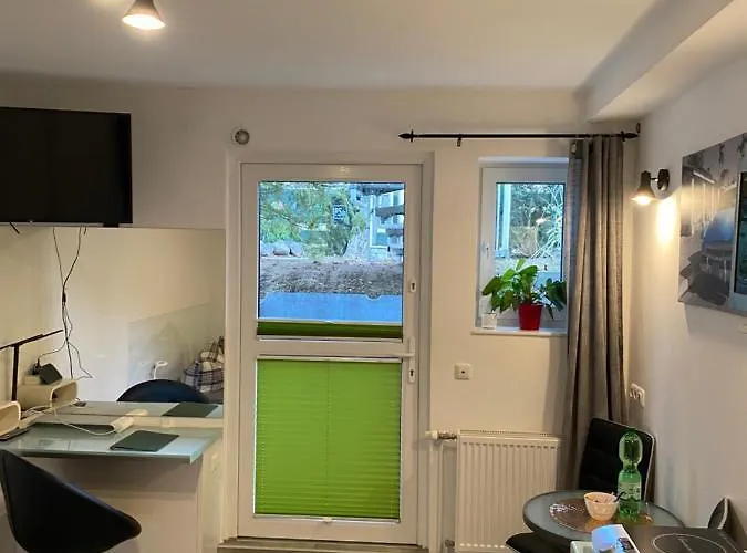 Zimmervermietung Berlin-spandau Апартаменты *